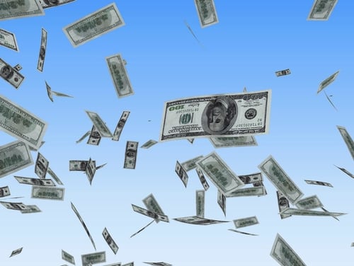 Federal employees would see a 1.9 percent pay increase in FY19 under the appropriations bill. (Mike Tolstoy/Istockphoto)