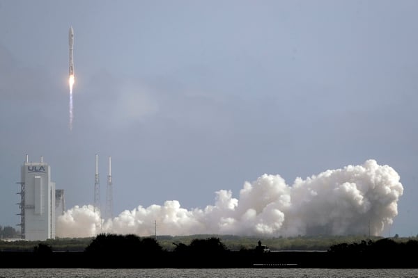 A United Launch Alliance Atlas V rocket lifts off from Launch Complex 41 at the Cape Canaveral Air Force Station, Sunday, May 17, 2020, in Cape Canaveral, Fla. The mission's primary payload is the X-37B spaceplane. (John Raoux/AP)