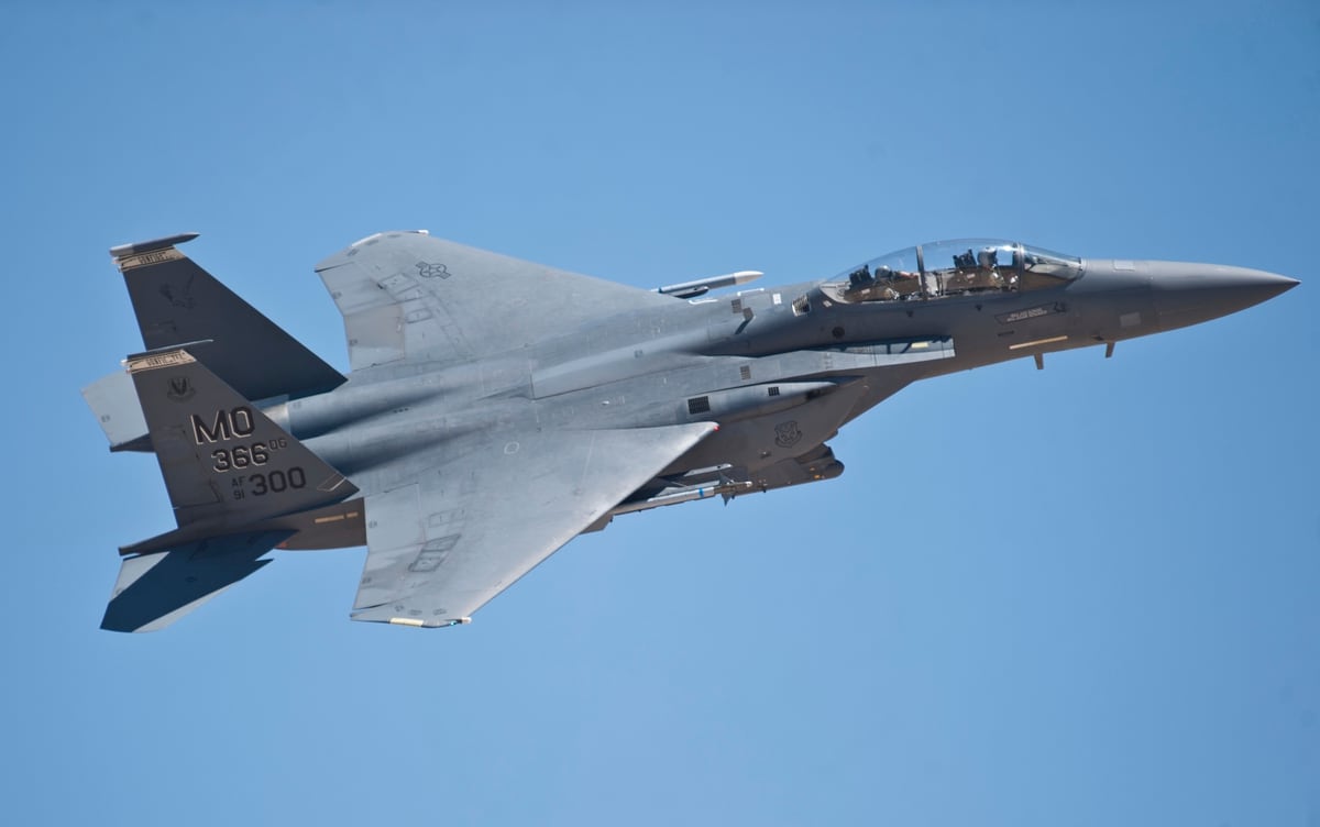 Boeing Bae Will Develop Ew Suite For F 15
