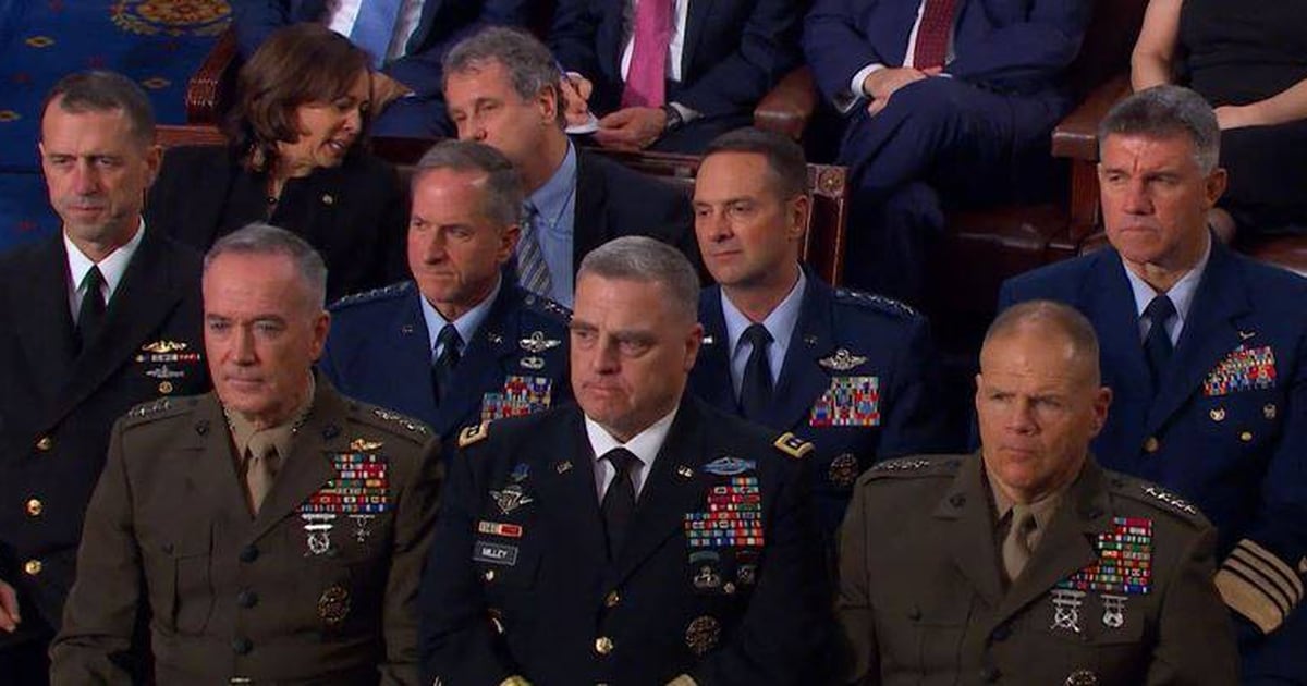 Air Force General Calls Himself Out For Wearing Upside Down Ribbon Rack During State Of The Union