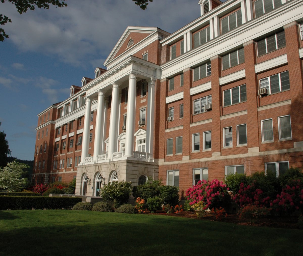 Collection 104+ Pictures veterans affairs medical center (oregon) photos Superb