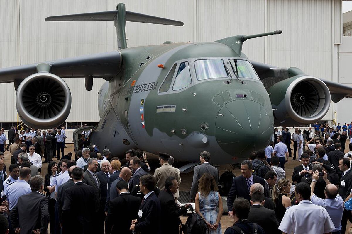 Resultado de imagem para embraer