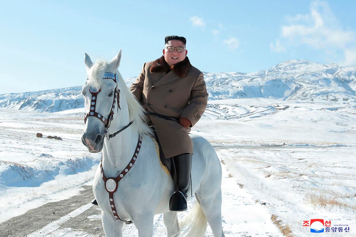 North Korea S Kim Jong Un Rides Horse On Sacred Peak Vows To