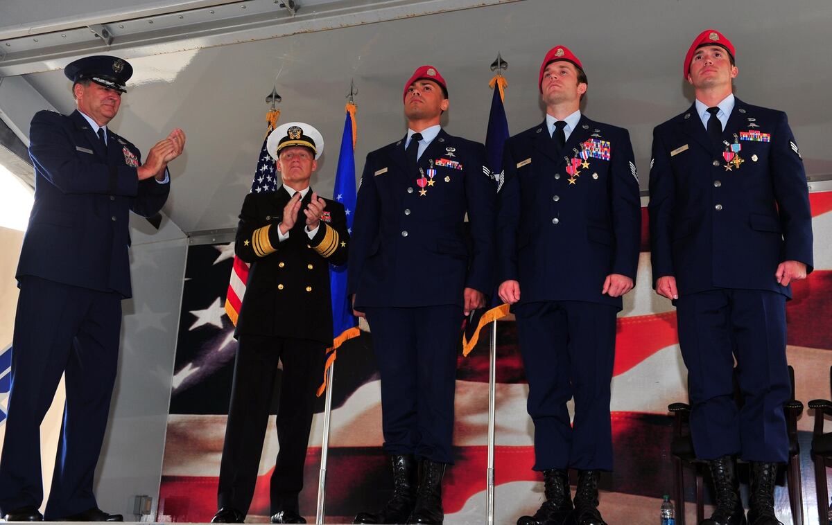 The Heroics Behind Combat Controller S Air Force Cross Silver Stars
