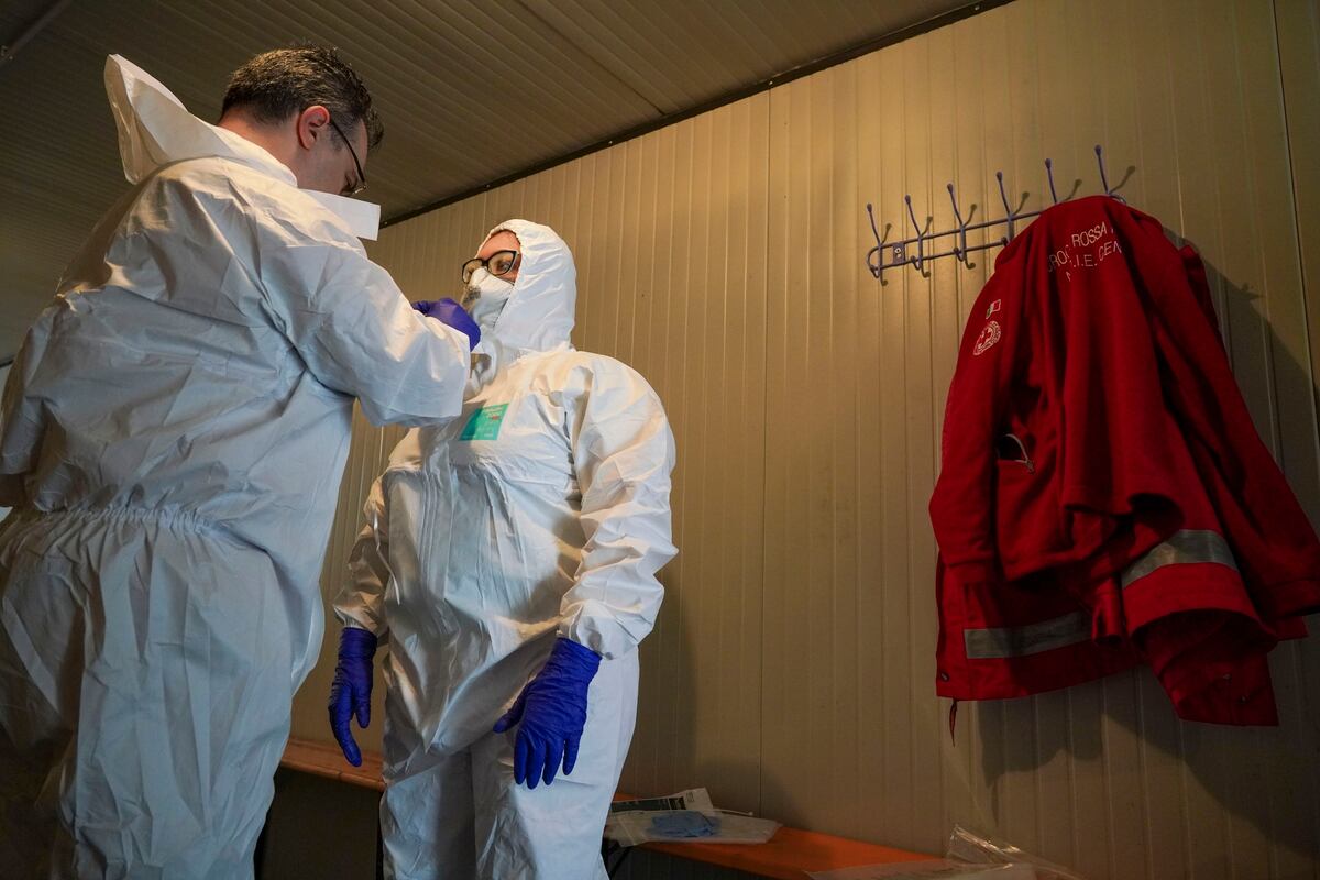Us Sailor In Italy Tests Positive For Coronavirus