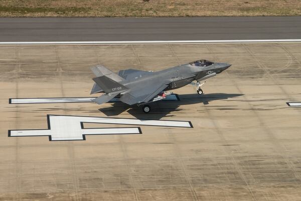 A F-35C test aircraft, CF-02, lands at Naval Air Station Patuxent River, Md., on 11 April 2018 after making the final developmental test flight. (F-35 Joint Program Office)