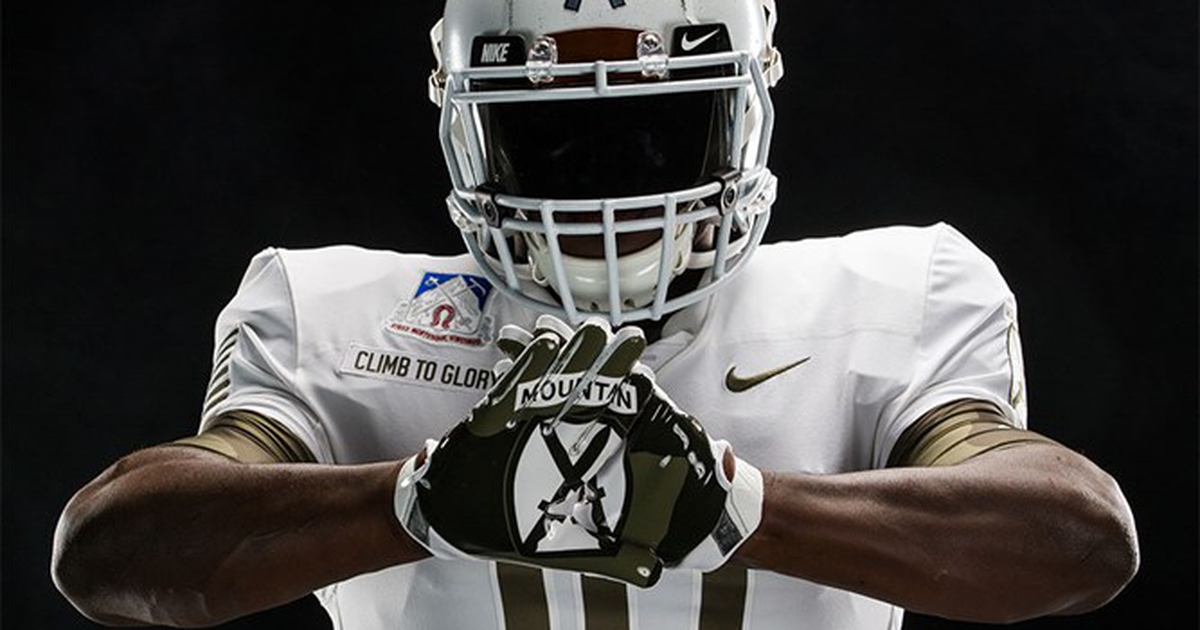 West Point honors 10th Mountain Division with Army-Navy ...