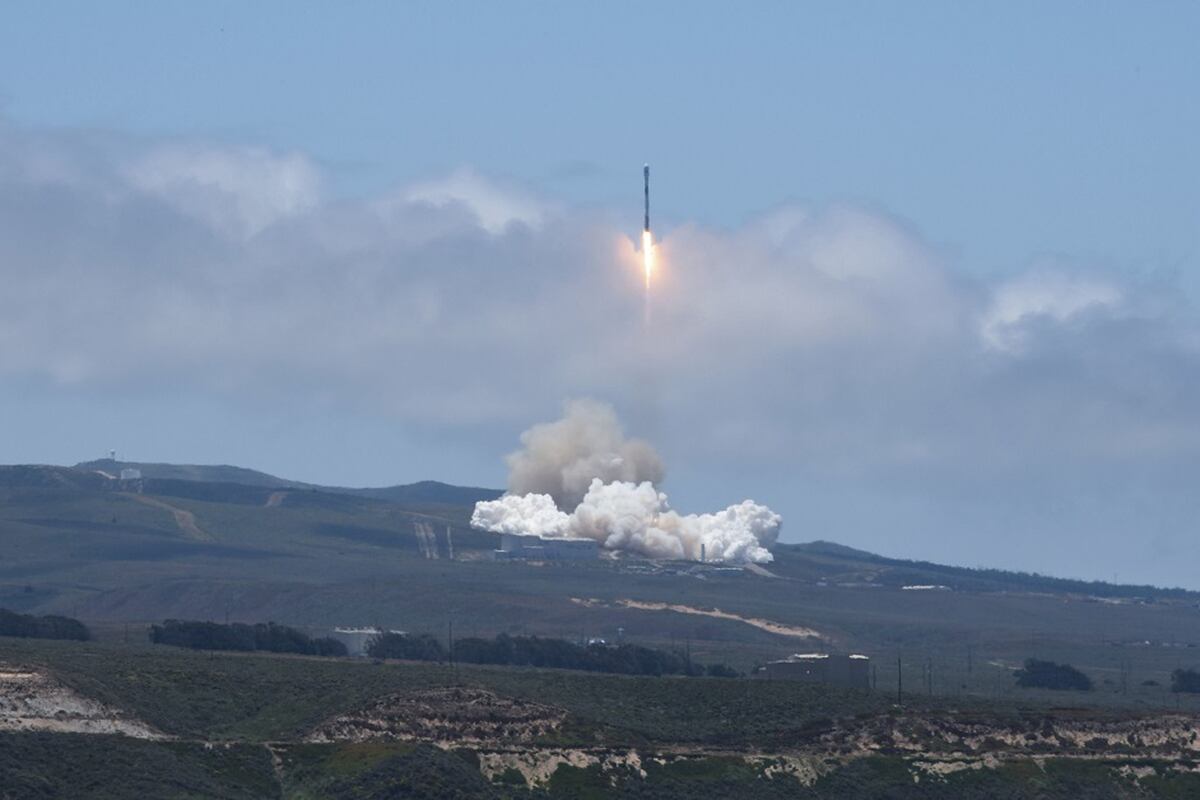 Air Force Awards Iridium 738m Deal For Satellite Services