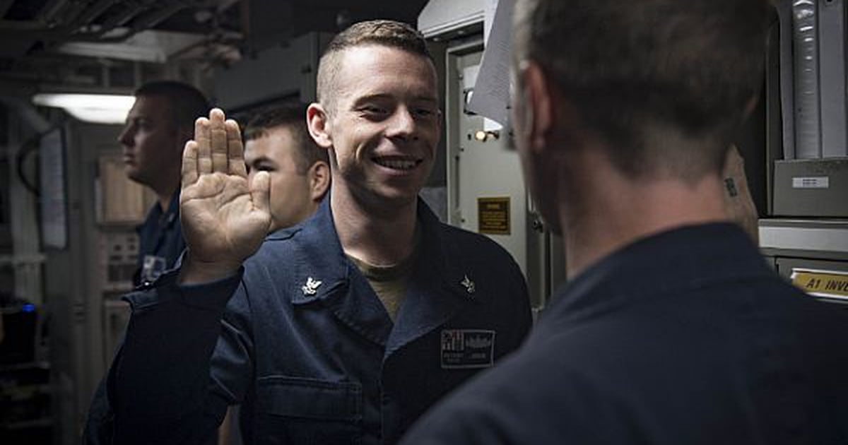 Here S How The Navy Is Ramping Up Its Reenlistment Bonus Policy To Retain Sailors