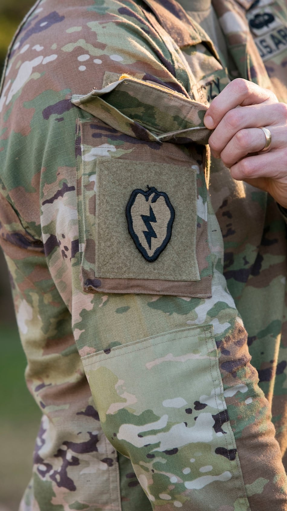 Soldiers to test new jungle boots, hot weather uniforms this spring