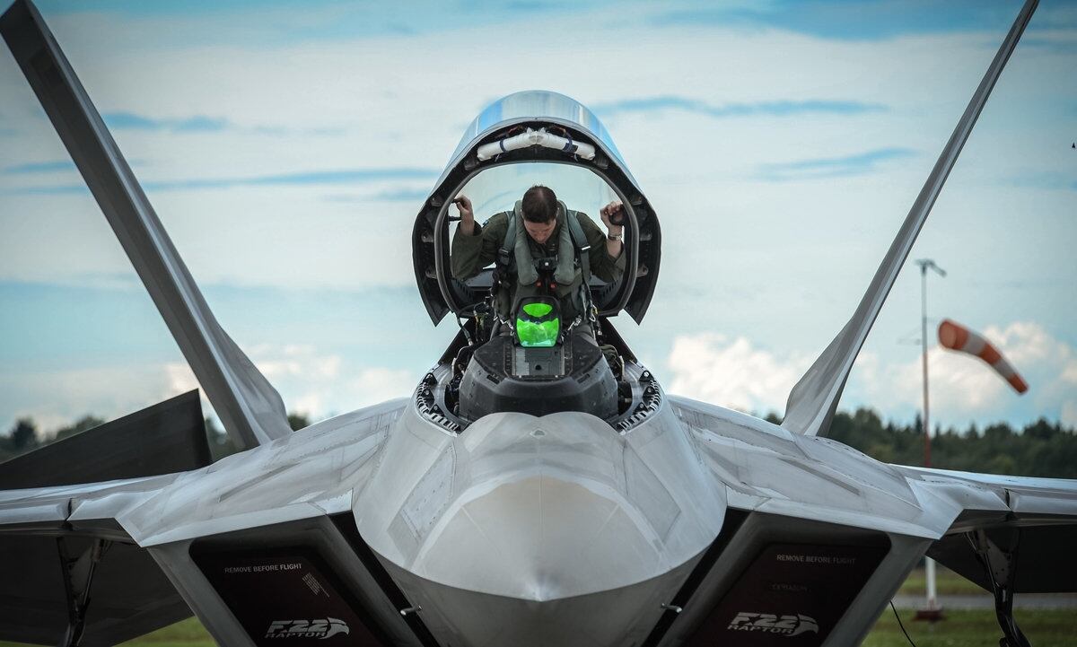 Retention Bonuses Are Spiking For A Lot Of Air Force Pilots