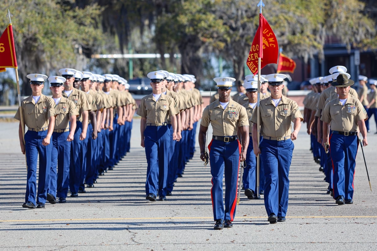 First male Marine Corps recruits graduate from previously allfemale boot camp battalion