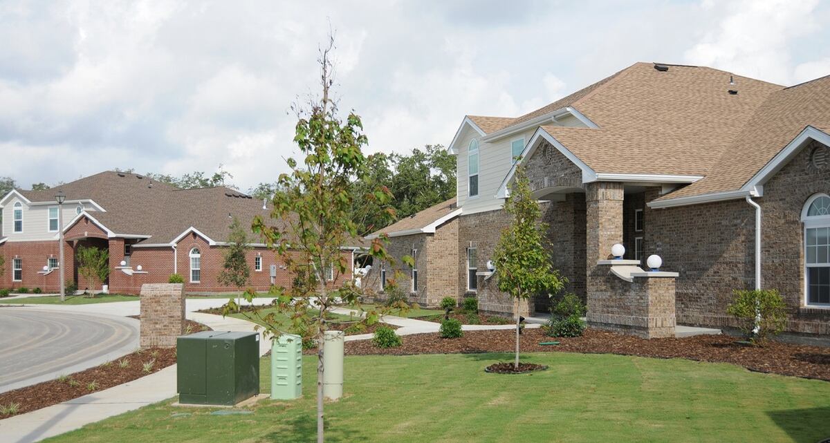 Military families sue over black mold in their homes