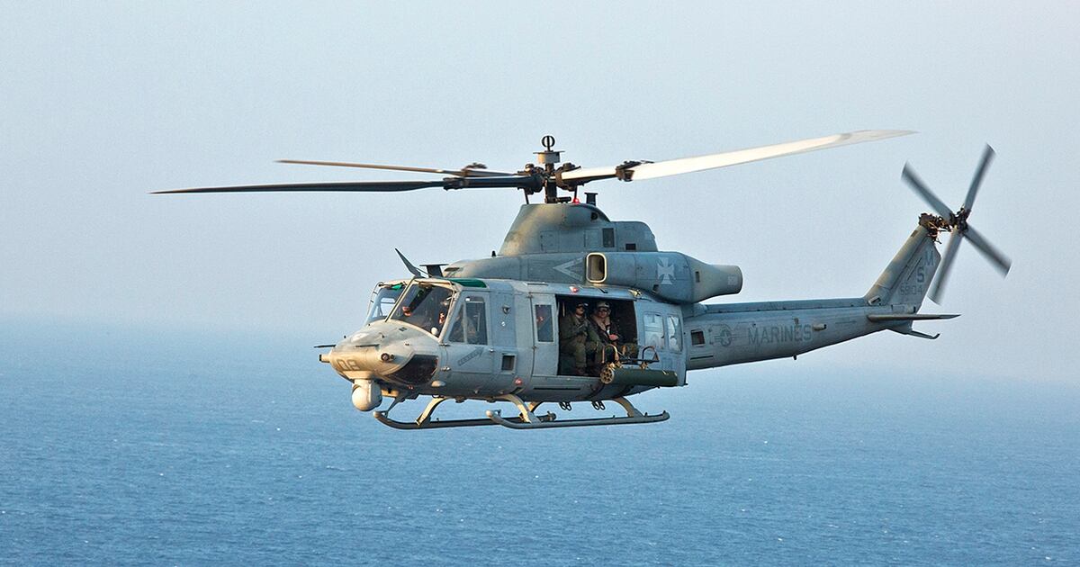 Us Sailor Hit By Helicopter Blade Dies