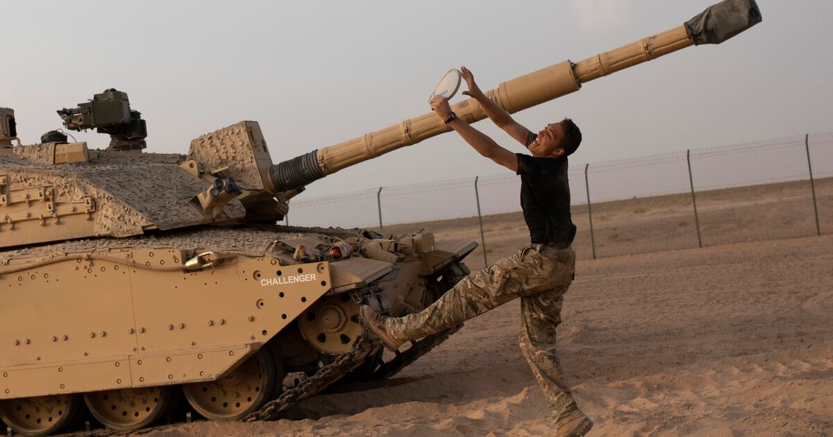 Will The Stars Finally Align To Upgrade Britain S Obsolete Tanks