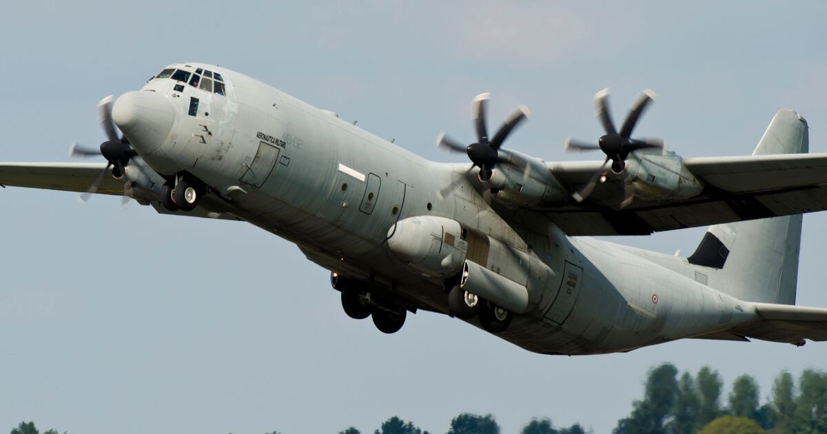 France Places C 130 Order