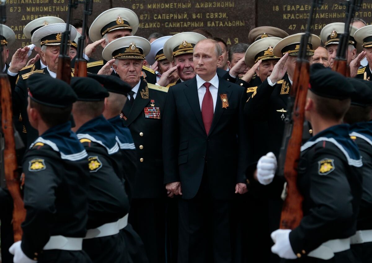 Cold War Redux U S Russia At Odds Over Energy