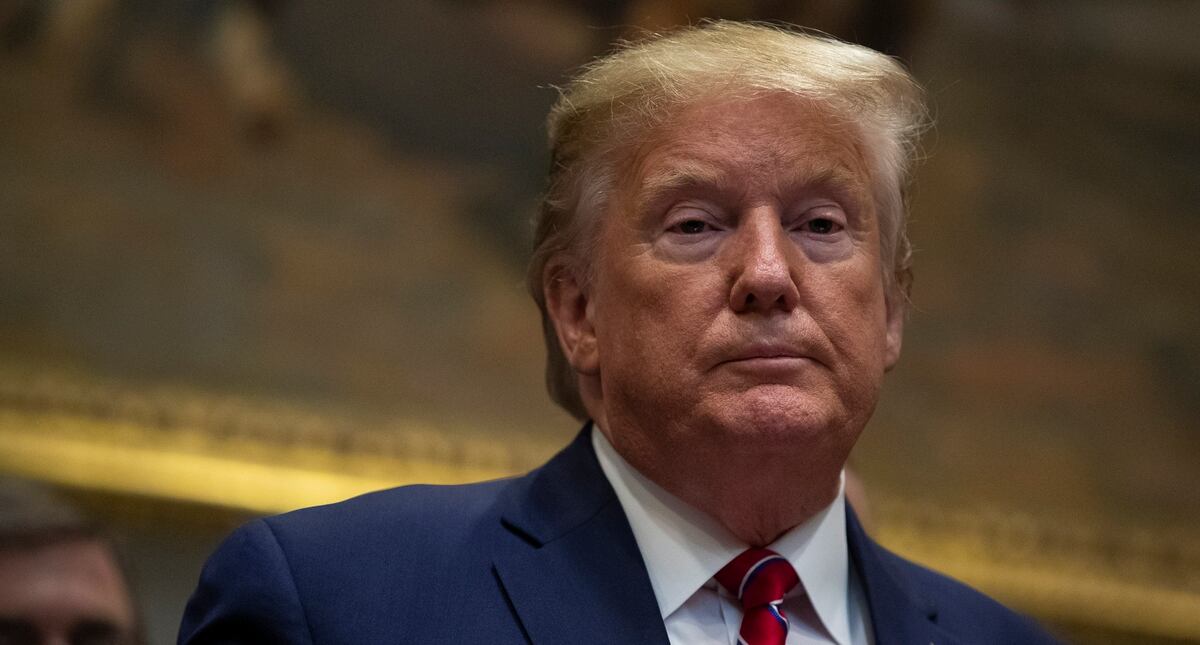 Did The Navy S Top Seal Show Contempt For Trump