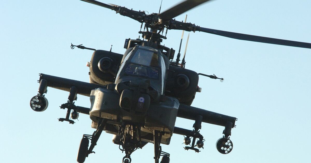 Two soldiers killed in Apache helicopter crash at Fort Campbell