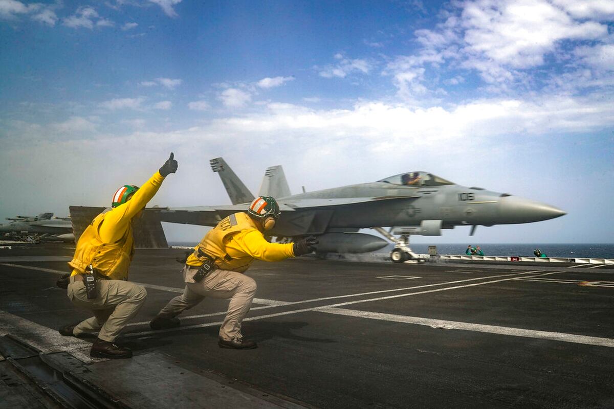 As Tensions Rise Could Iran Mistake Airliners For Warplanes