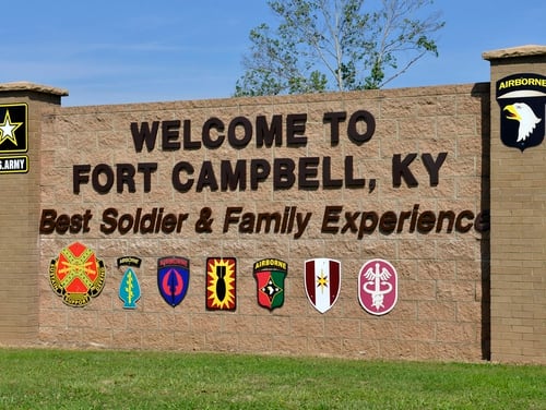 A photo of the entrance sign outside of Gate 3 at Fort Campbell, Ky., on June 4, 2015. (Sam Shore/Army)