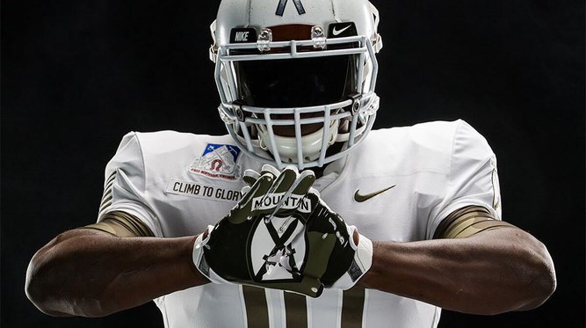 West Point Honors 10th Mountain Division With Army Navy Game Uniforms