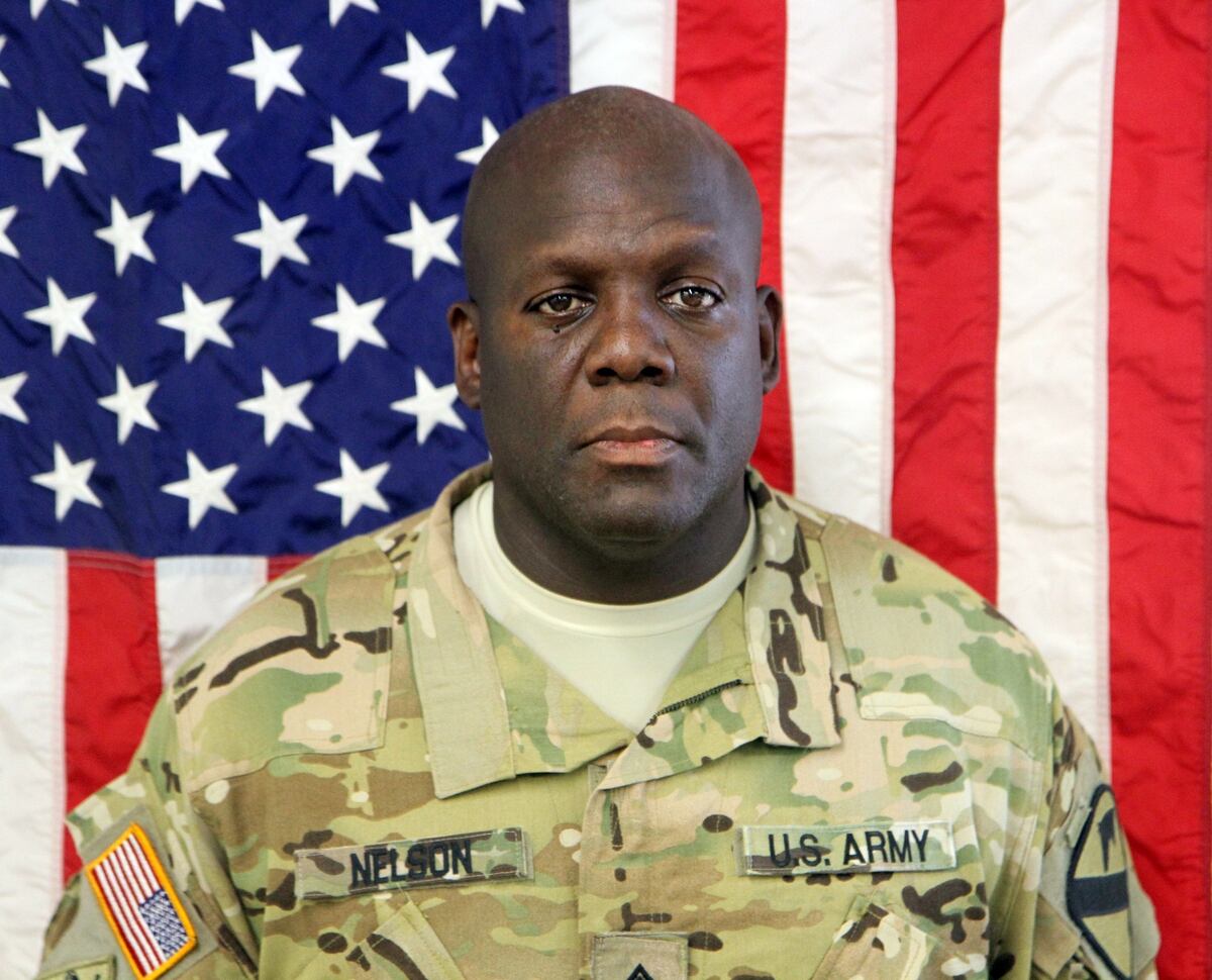 Fort Hood soldier dies while in pretrial confinement