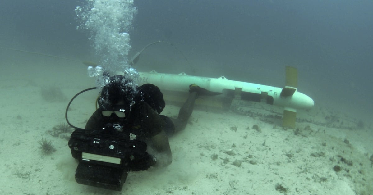 Navy to ‘take the man out of the minefield’ in clearing underwater