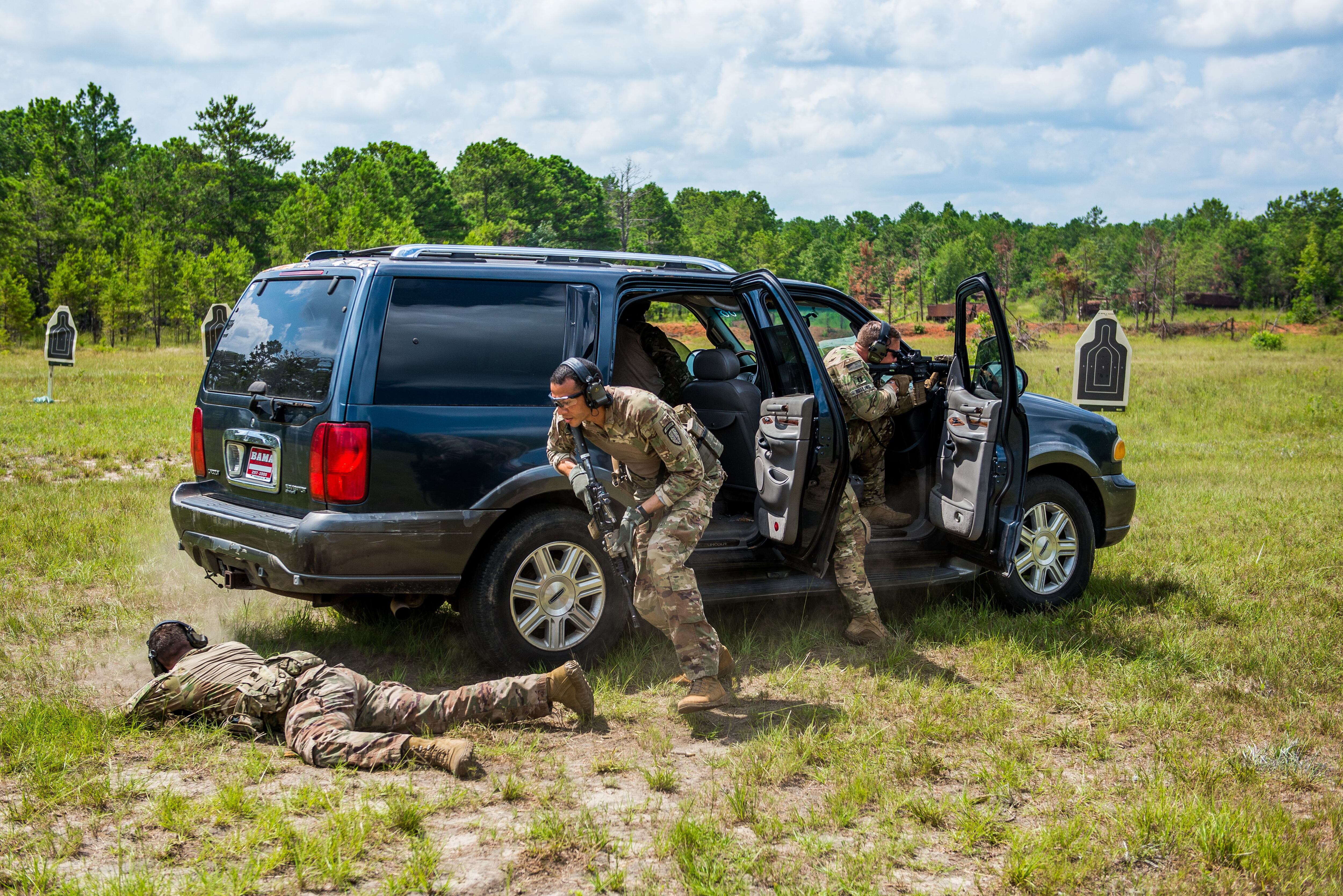 Soldiers from 1st SFAB conduct a small team live-fire exercise demonstration July 9, 2019, at Duke Range on Fort Benning, Georgia. (Patrick Albright/Army)