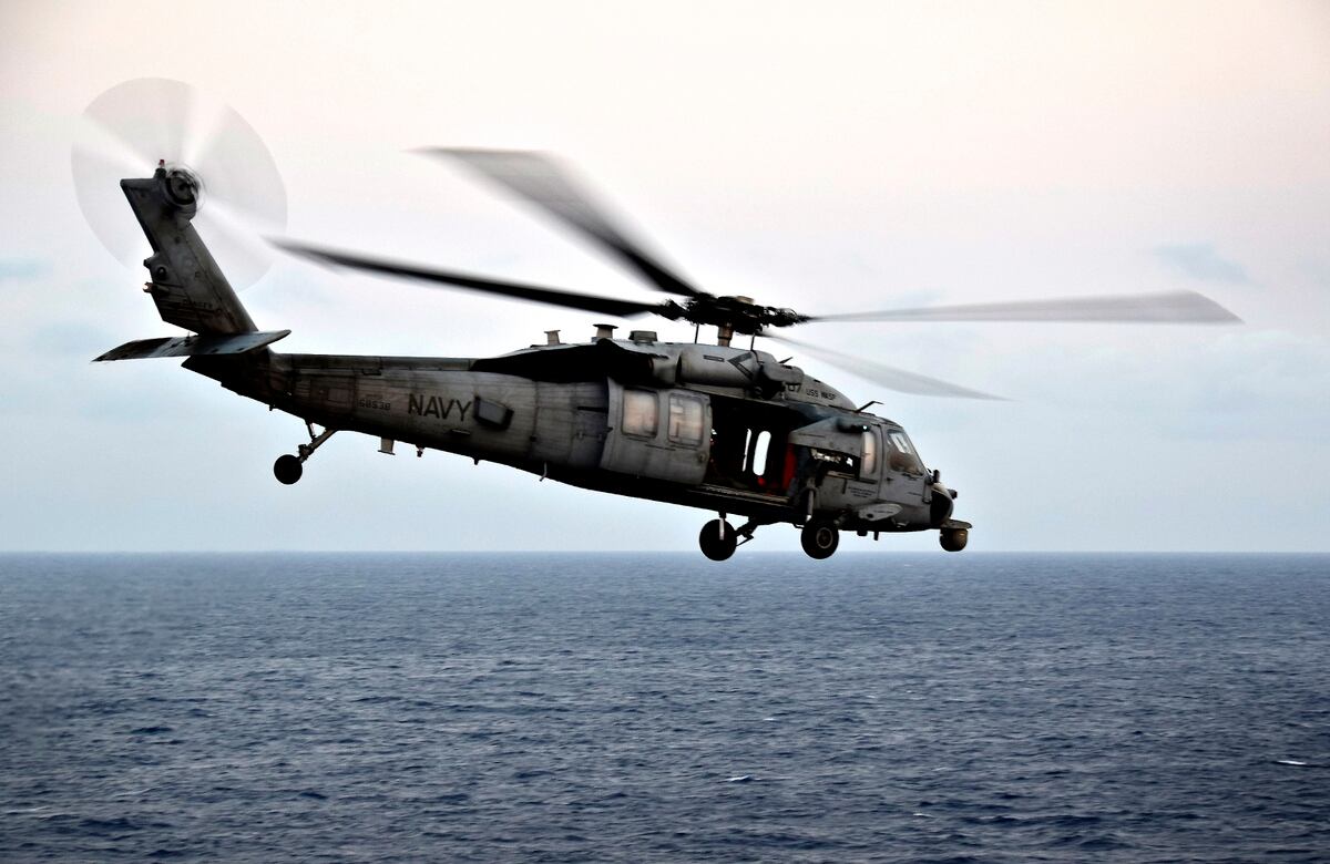 East Coast Us Navy Aviators To See Their Flight Hours Slashed For