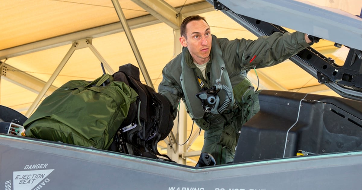 Life Of A Pilot - A Day In The Life Of A Rescue Helicopter Pilot | CORE ... - Go to military flight school.