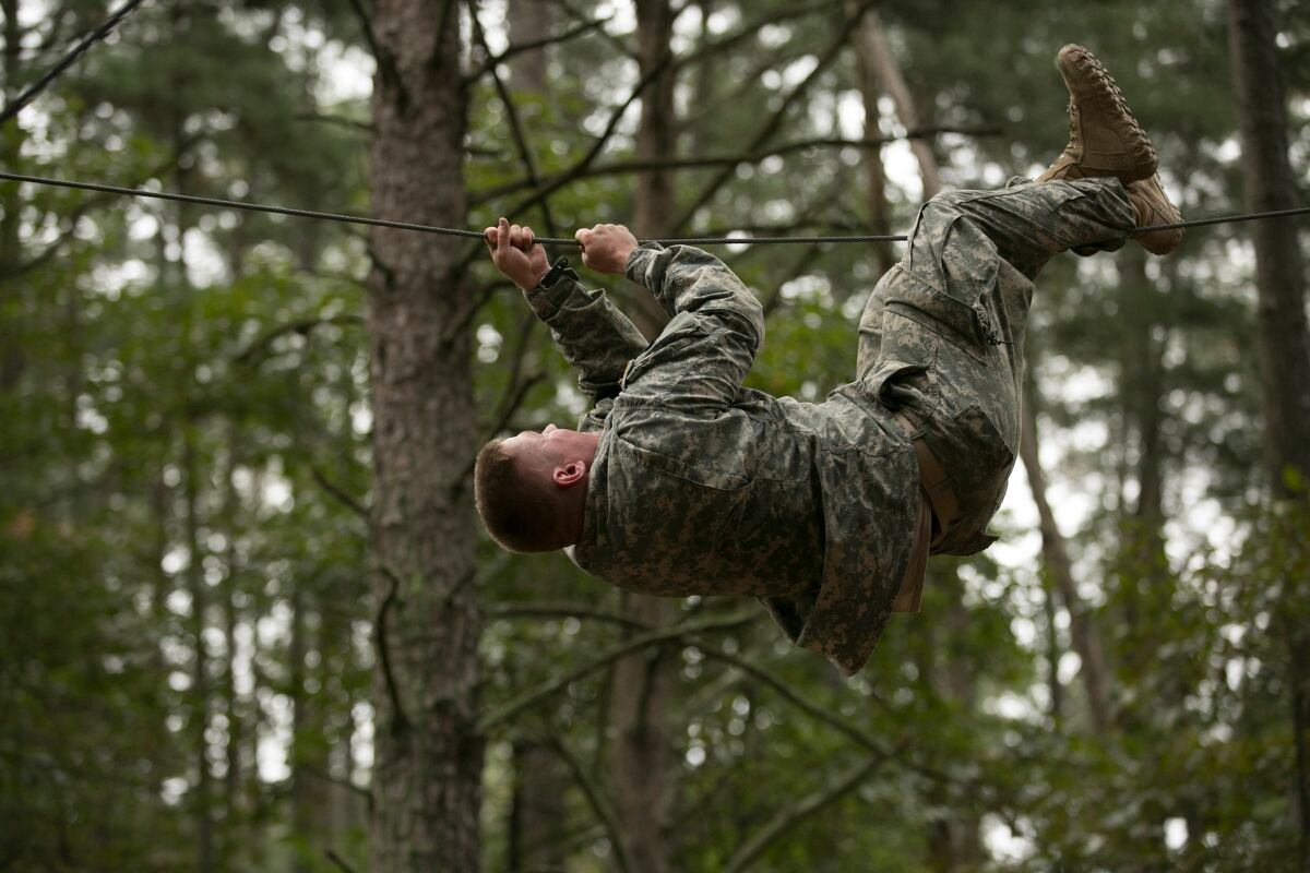 Army Ups Soldiers Clothing Allowance Adds New Items To 2016 Clothing Bags