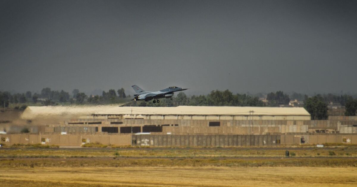 4 Iraqi troops wounded by rocket attack at Balad air base