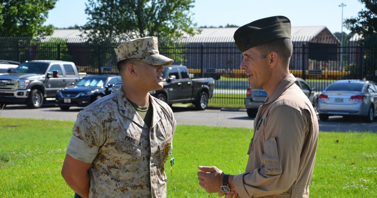 Lance Corporal Awarded Medal For Preventing Fellow Marine S Suicide
