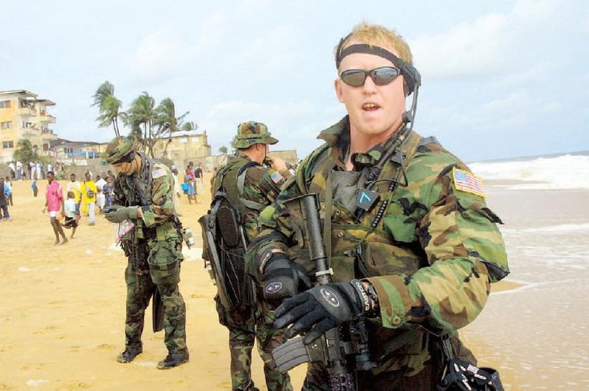 Report Navy SEAL who shot bin Laden revealed
