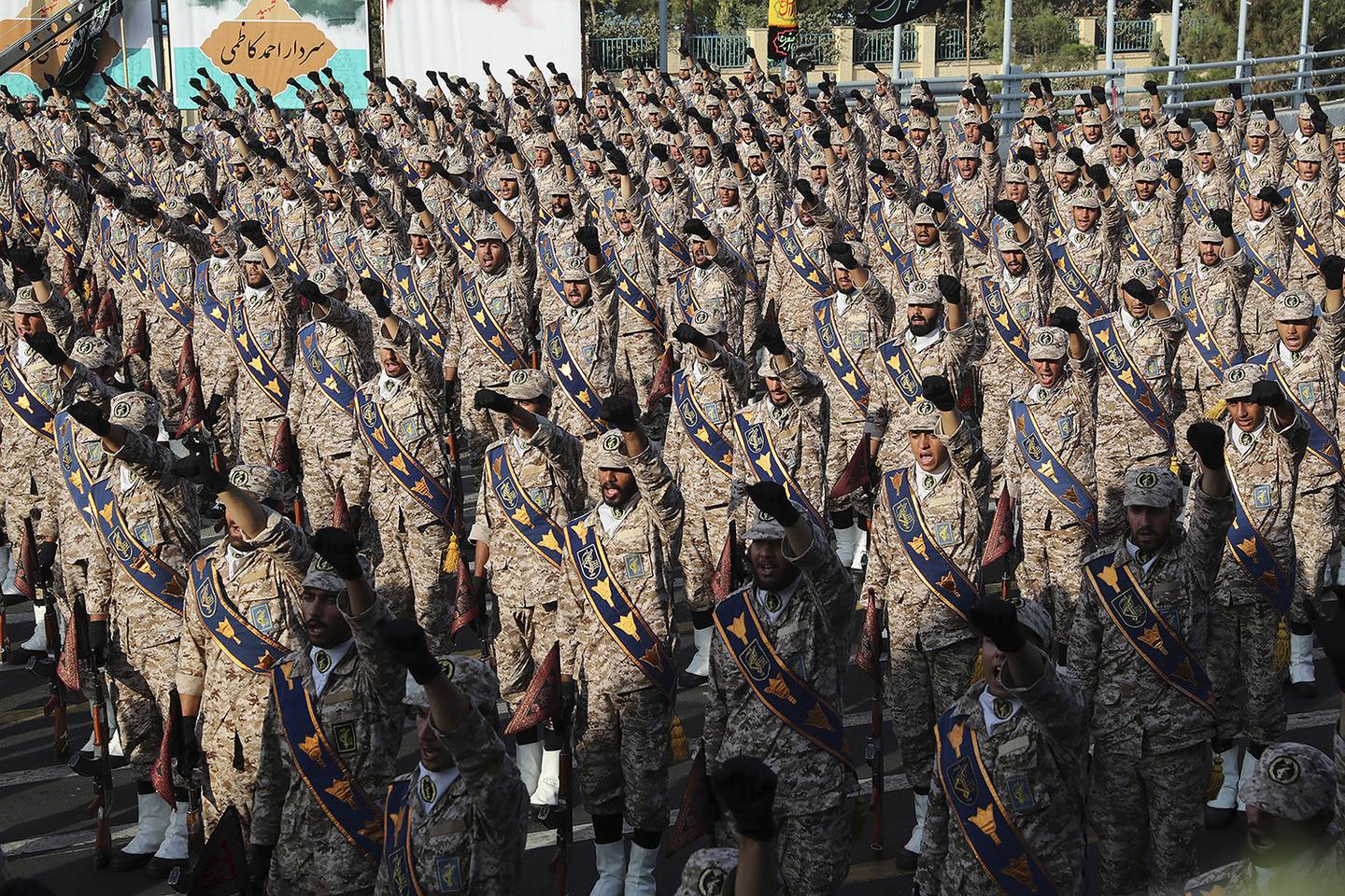 Iran Revolutionary Guard troops