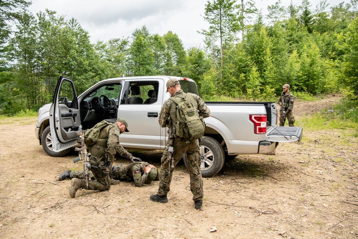 Green Berets Train Polish Latvian Resistance Units In West