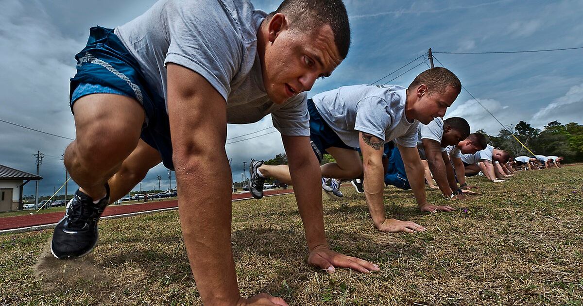 Passing The Body Fat Assessment Female Air Force Pt Test Standards