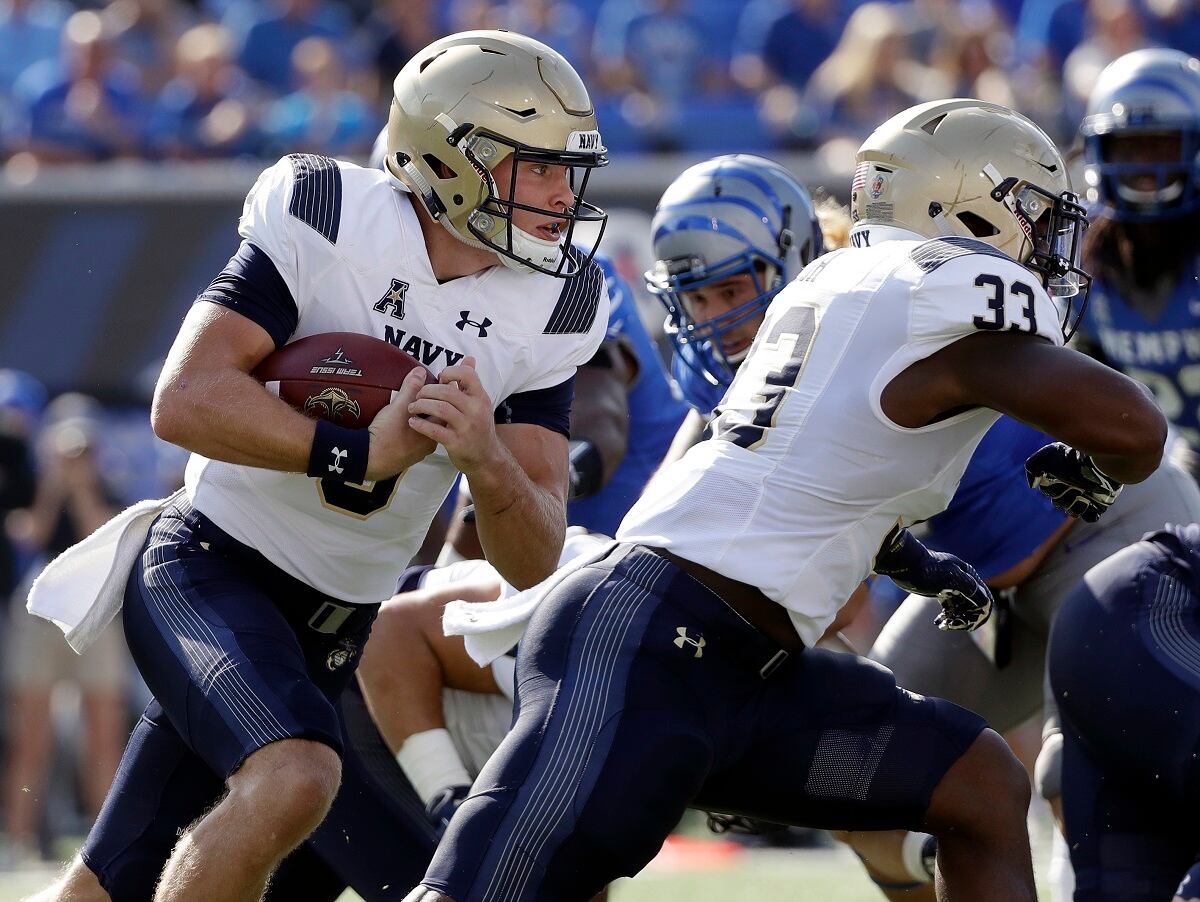 Home Sweet Home Navy Football To Face Virginia In Military Bowl