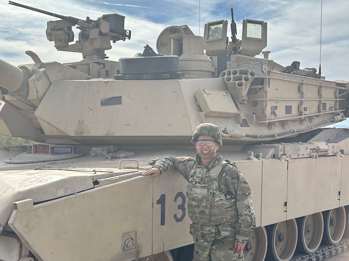 1-16-modern-british-tank-commander