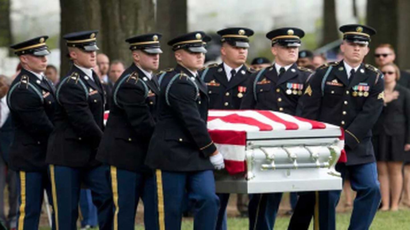 The funeral of Mike Donahue at Arlington National Cemetery. Photo courtesy of the author.