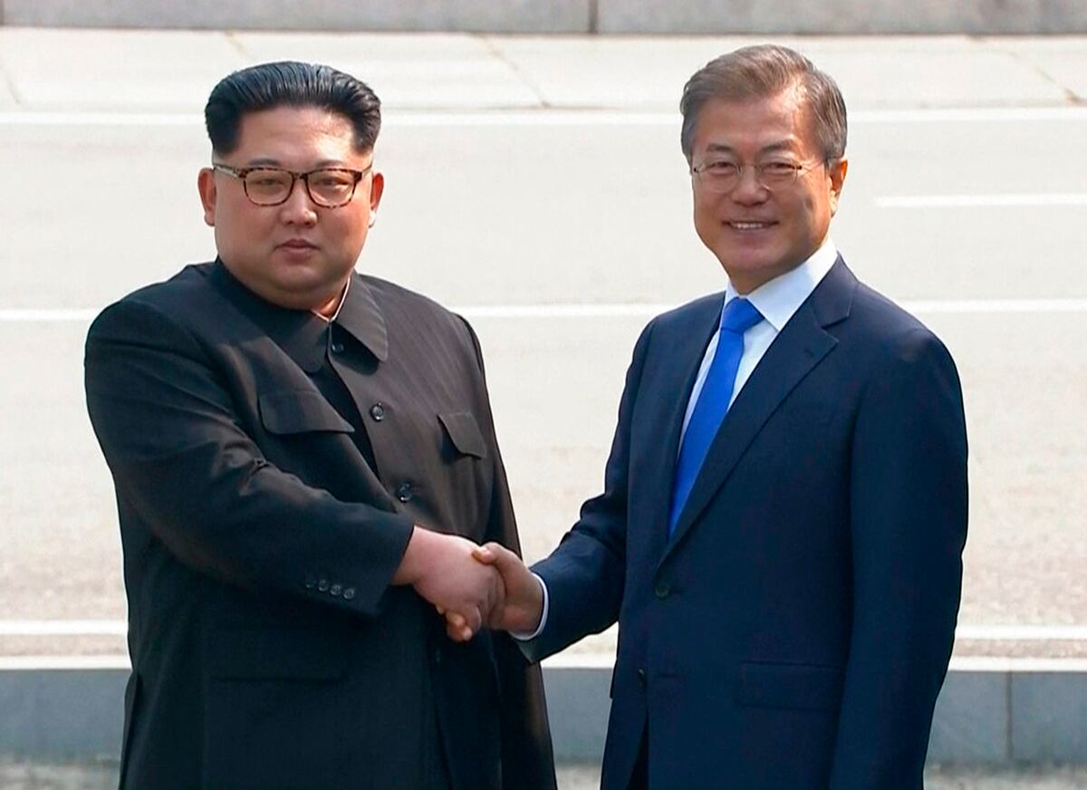 Kim Jong Un Makes History Crosses Border To Meet His Rival