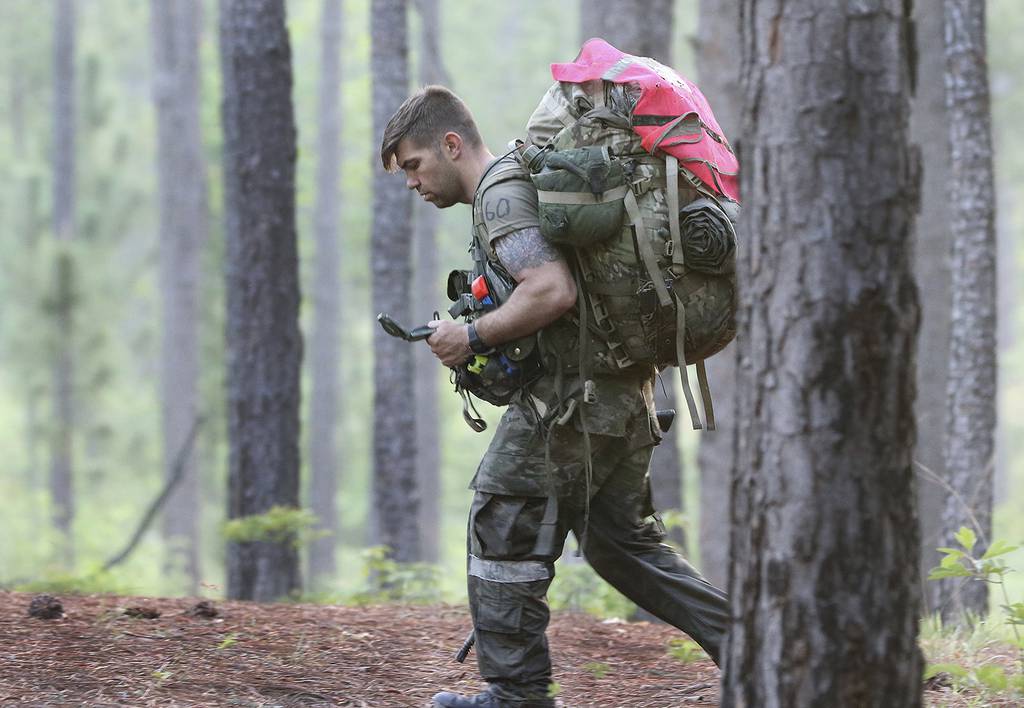 green beret special forces requirements