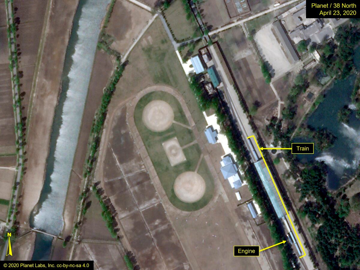 Train likely belonging to Kim Jong Un spotted in satellite imagery ...