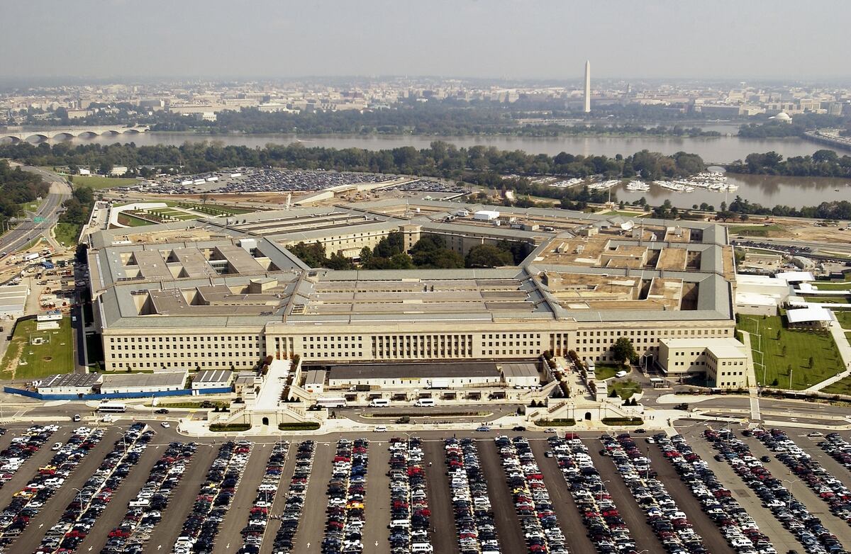 Pentagon Access Cards Require Fingerprint Iris Images