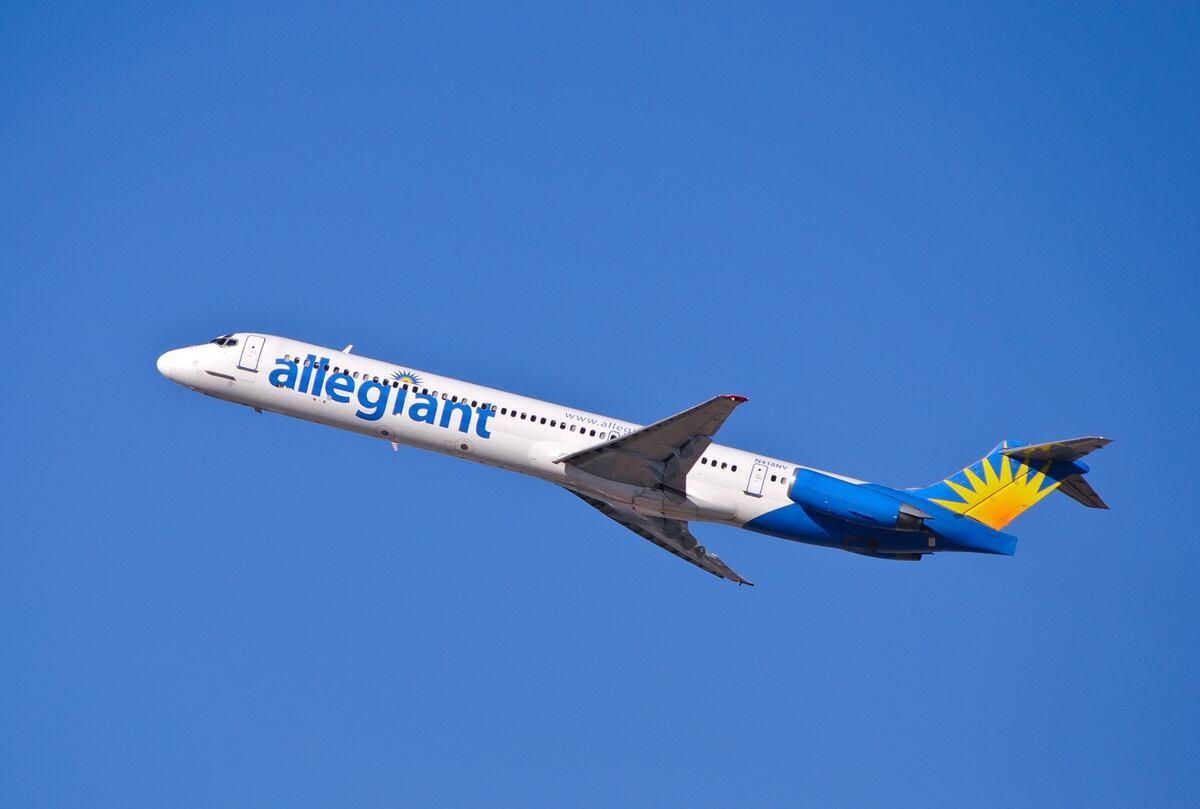 Allegiant Air To Offer Complimentary Services For Military Members
