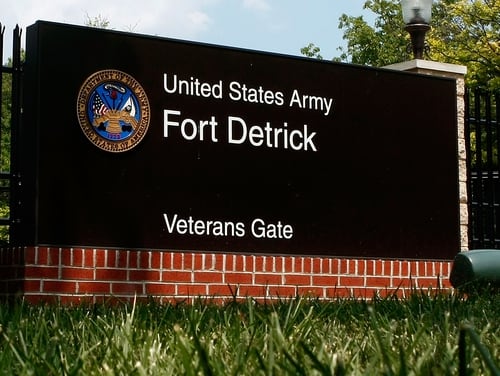 FREDERICK, MD - AUGUST 01: A sign at the Veterans Gate at Fort Detrick Army Medical Research Institute of Infectious Diseases is shown August 1, 2008 in Frederick, Maryland. Earlier this week Fort Detrick employee Bruce Ivins, a former researcher at the Army Medical Research Institute of Infectious Diseases, committed suicide after learning investigators were going to charge him with the 2001 anthrax attack. (Photo by Mark Wilson/Getty Images)