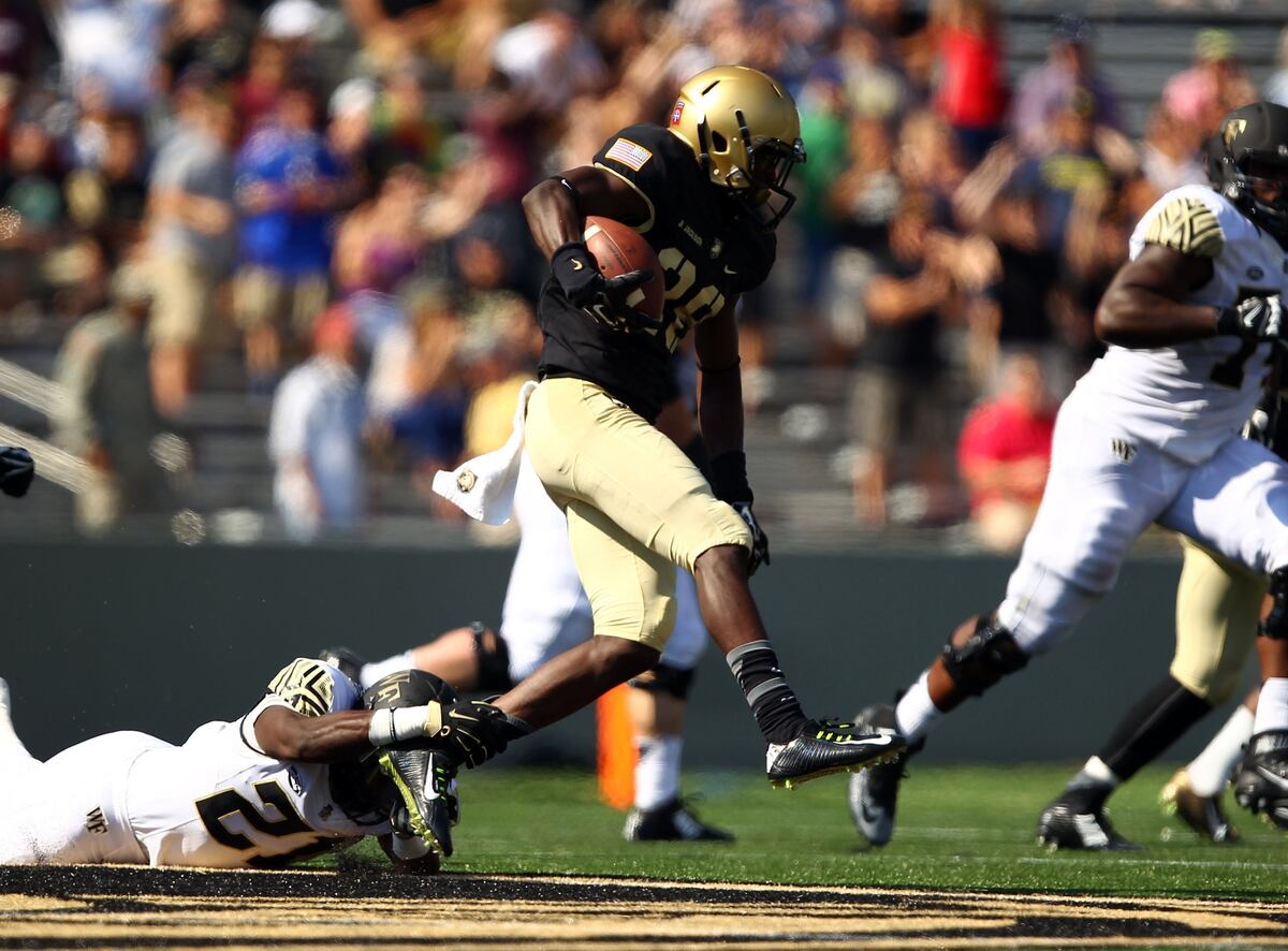 Army West Point Football Player Dies In Car Crash