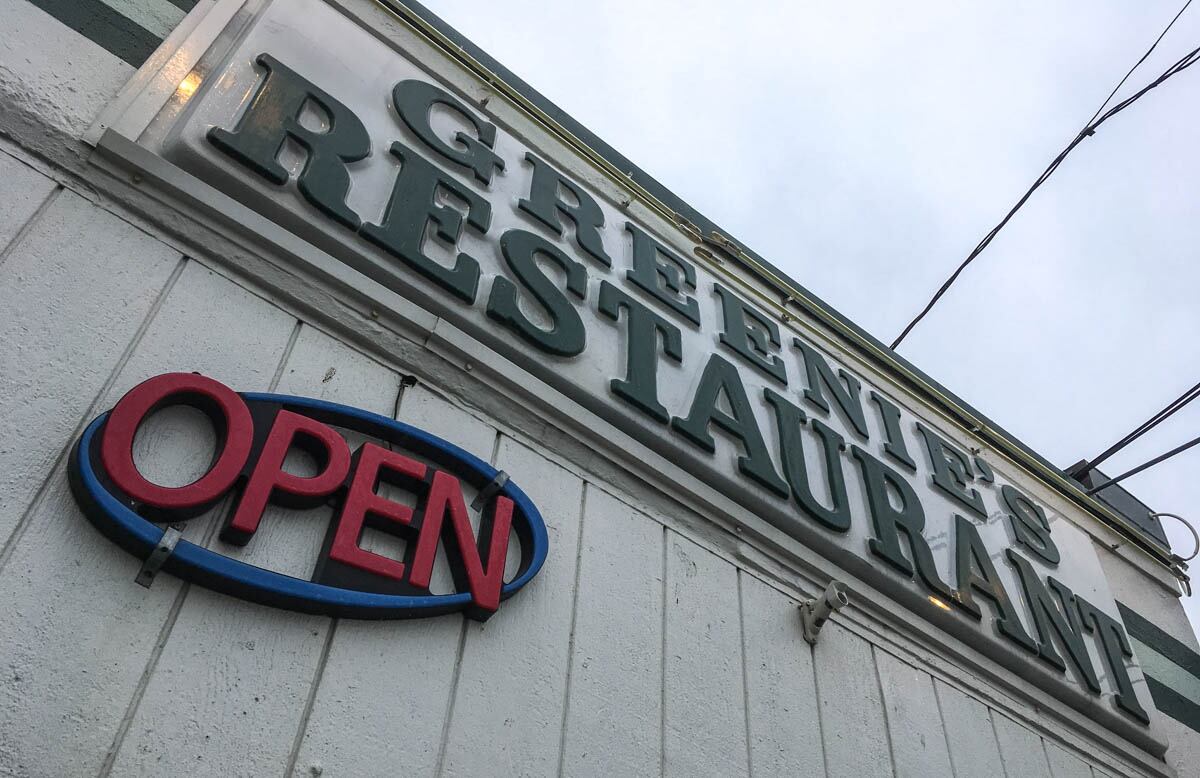 Ocean View locals petition Norfolk’s mayor to save Greenies sailor bar