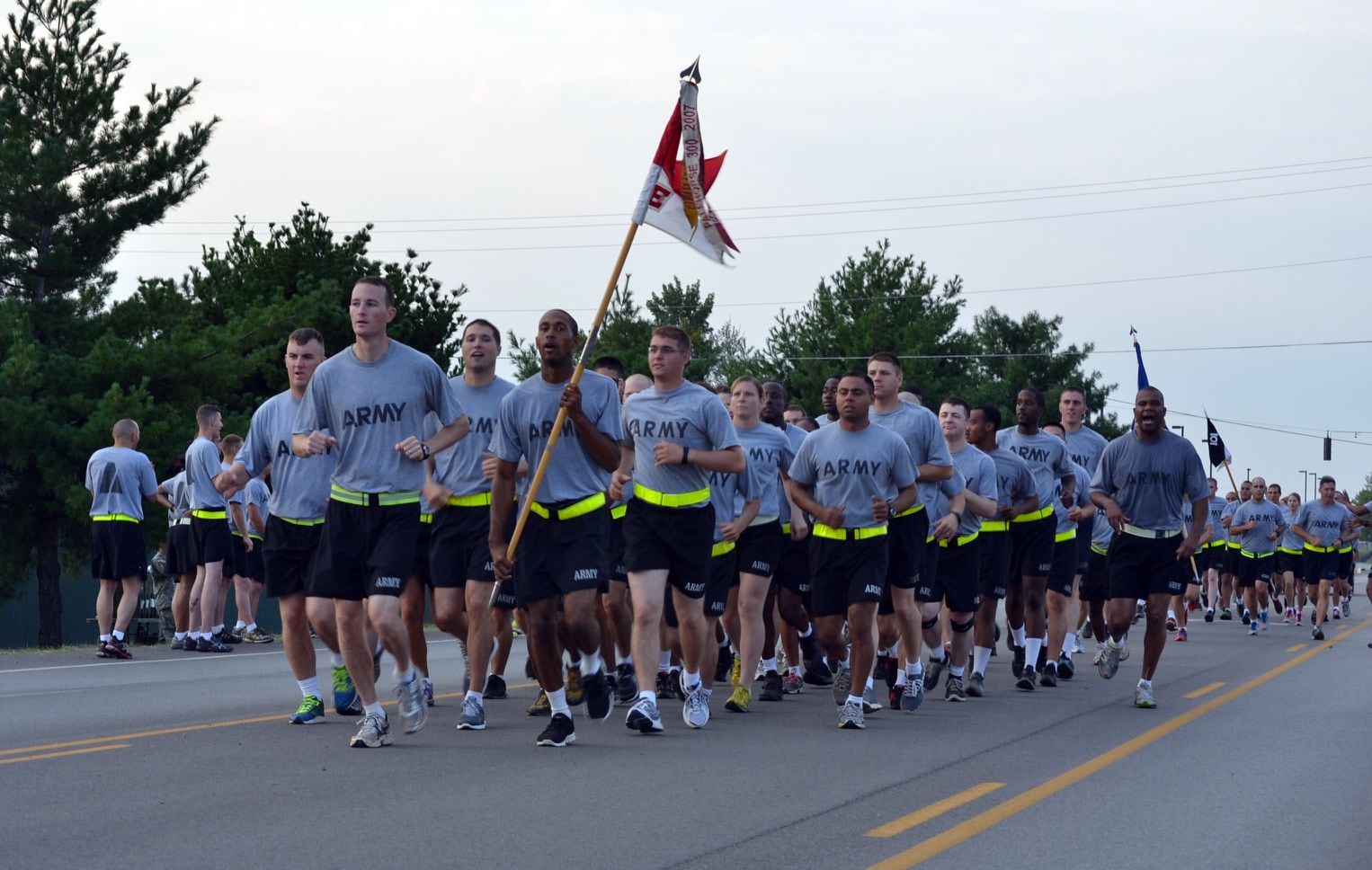 Army Pt Shoes Regulation » Top Defense Systems